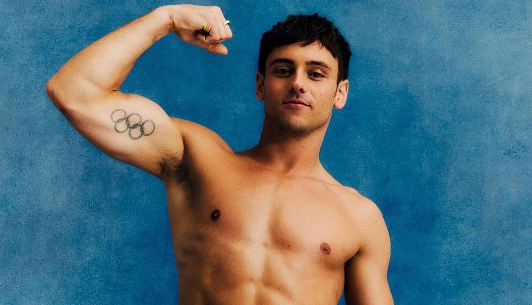 Tom Daley, ο βρετανός Ολυμπιονίκης που πλέκει όταν δεν προπονείται για τους Ολυμπιακούς Αγώνες