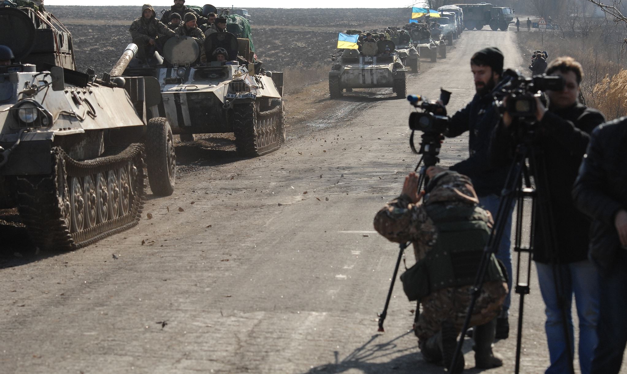 Σε εμπόλεμη ζώνη, πρώτη φορά