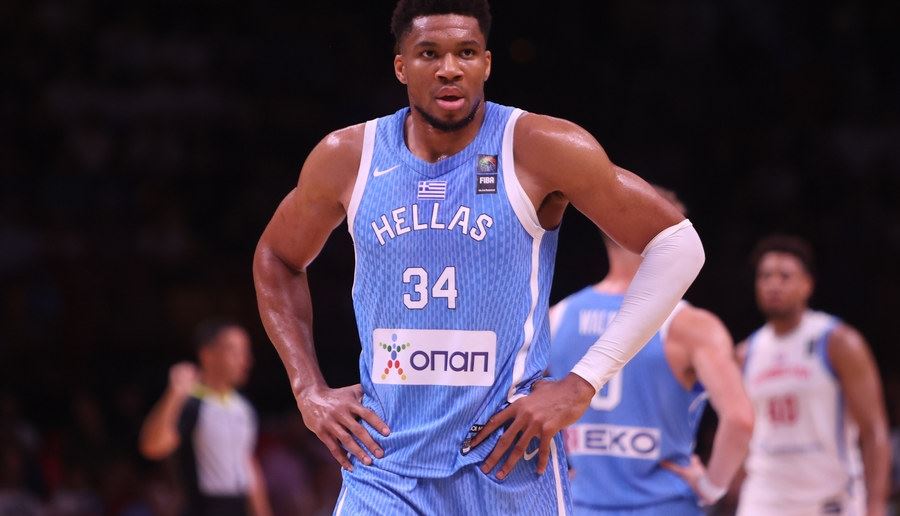 Η πρώτη αντίδραση του Γιάννη Αντετοκούνμπο στην είδηση ότι θα είναι σημαιοφόρος στους Ολυμπιακούς Αγώνες 2024