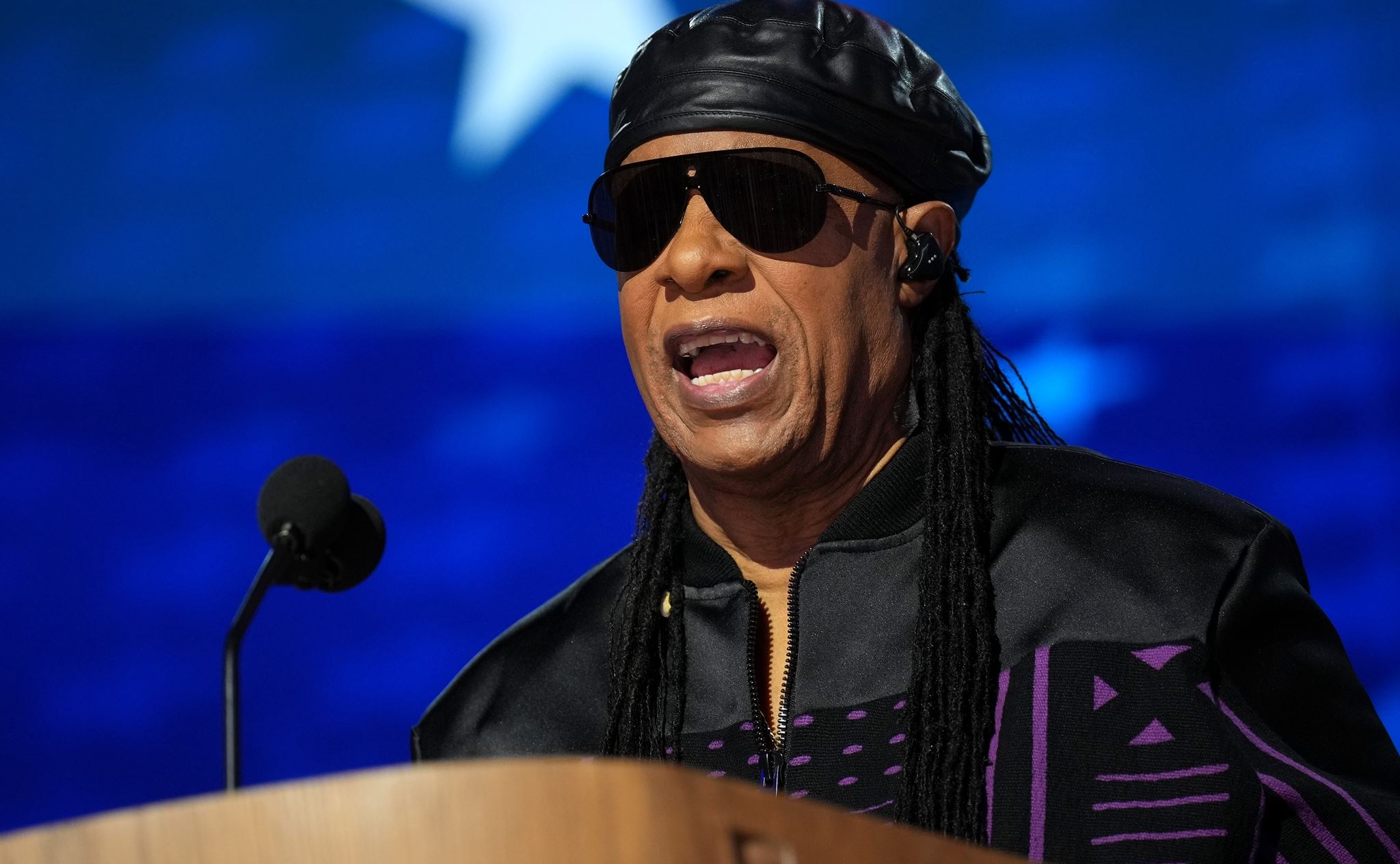 Ο Stevie Wonder δεν είναι τυφλός: Μια νέα θεωρία συνωμοσίας