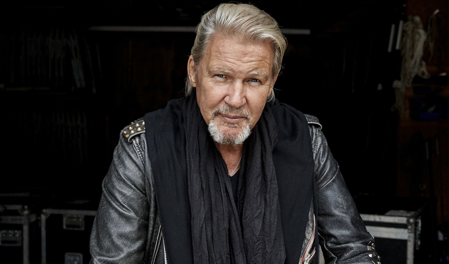 Ο θρύλος της Eurovision Johnny Logan έρχεται για πρώτη φορά στην Ελλάδα