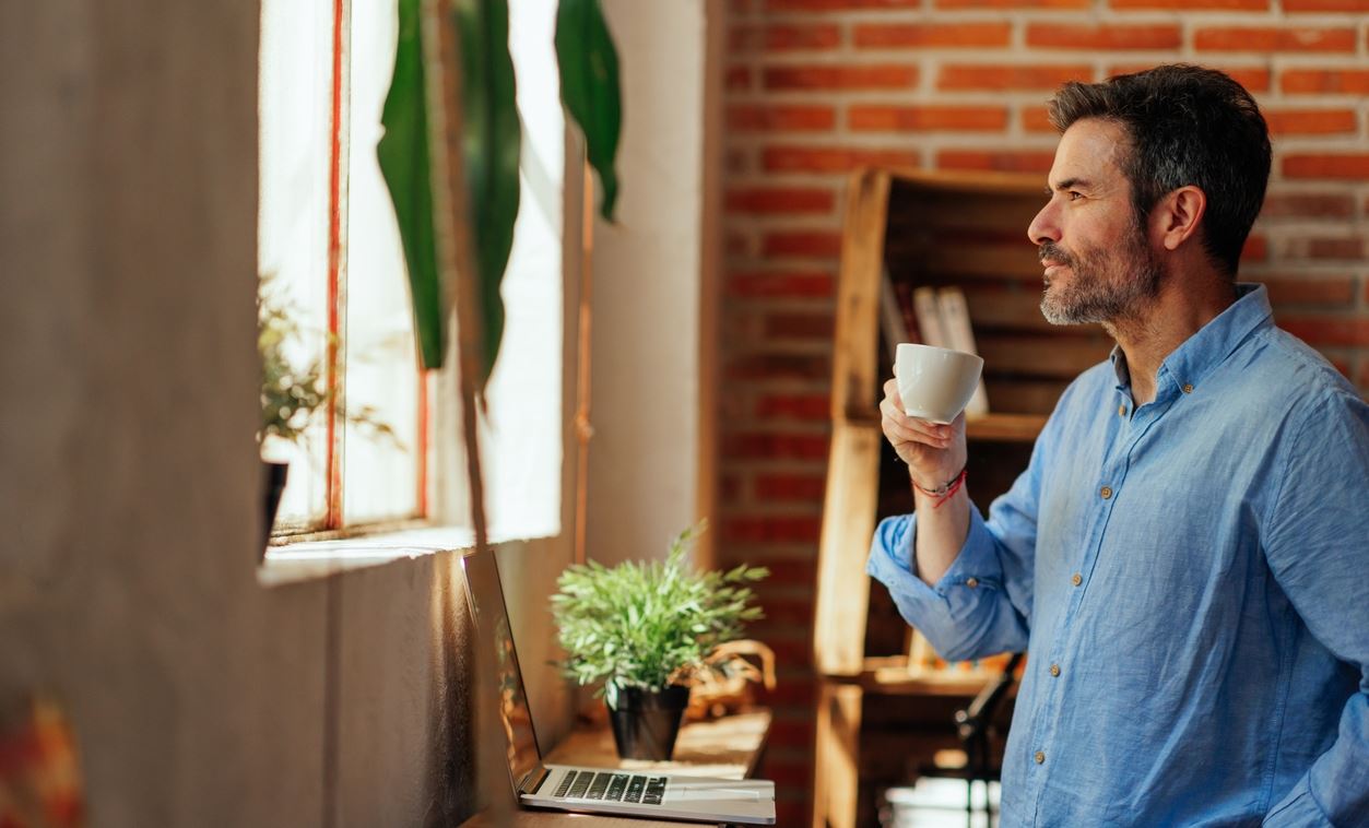 Πώς θα κάνεις τον καφέ σου πιο υγιεινό για να γιορτάσεις σωστά την παγκόσμια ημέρα καφέ