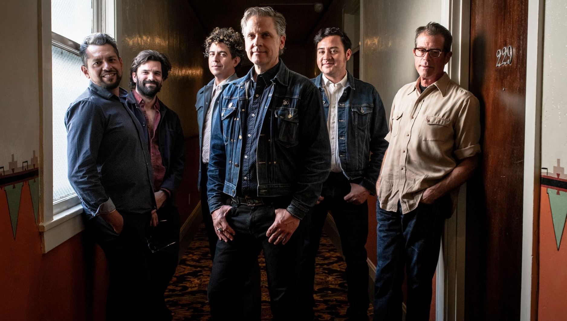 Ένα roadtrip με τους Calexico