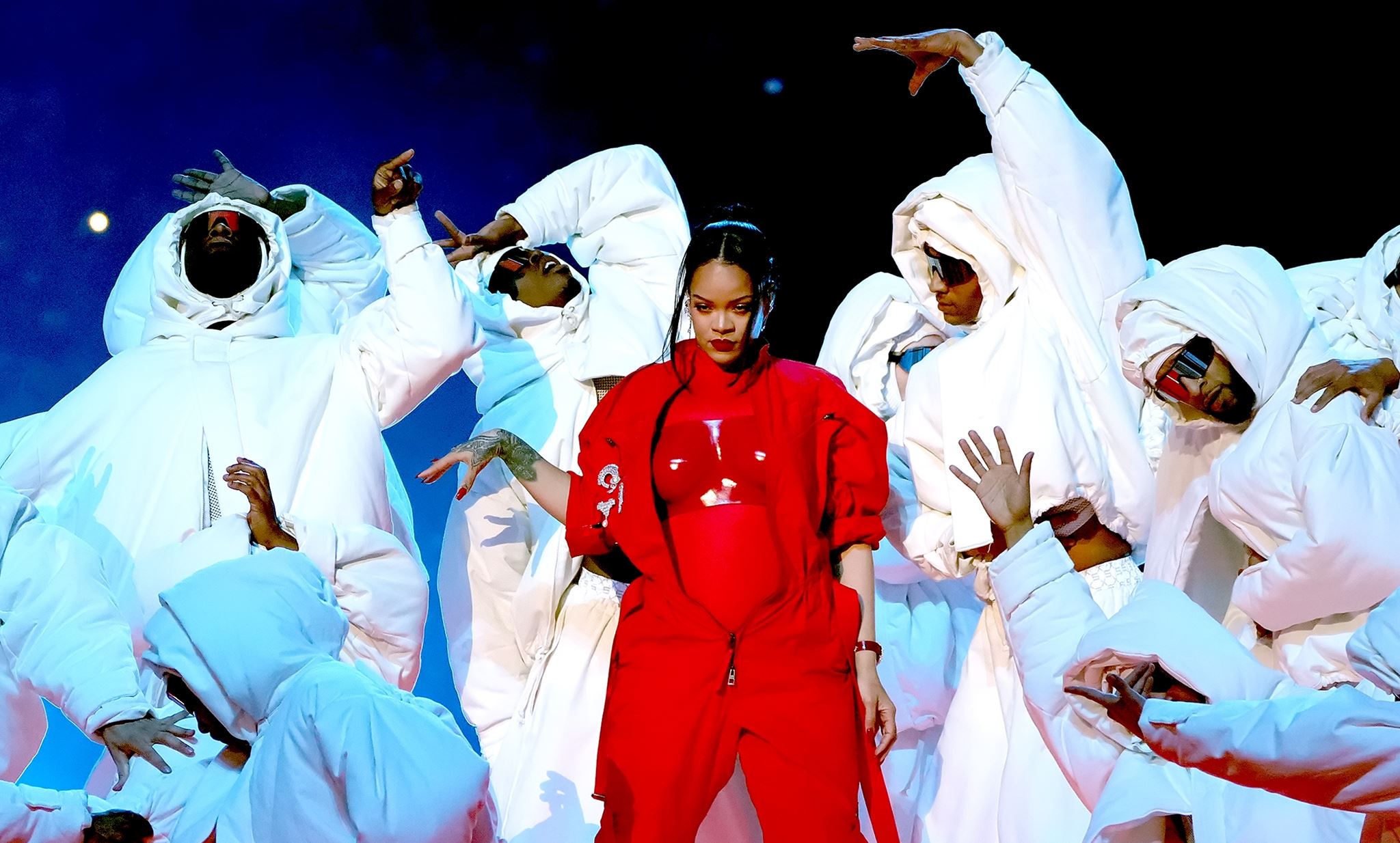 Αγαπητή Rihanna, χρειαζόμασταν αυτήν την επιστροφή