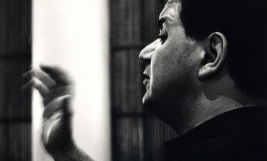 Ο Μάνος Χατζιδάκις τα είχε πει όλα για το νεοναζισμό