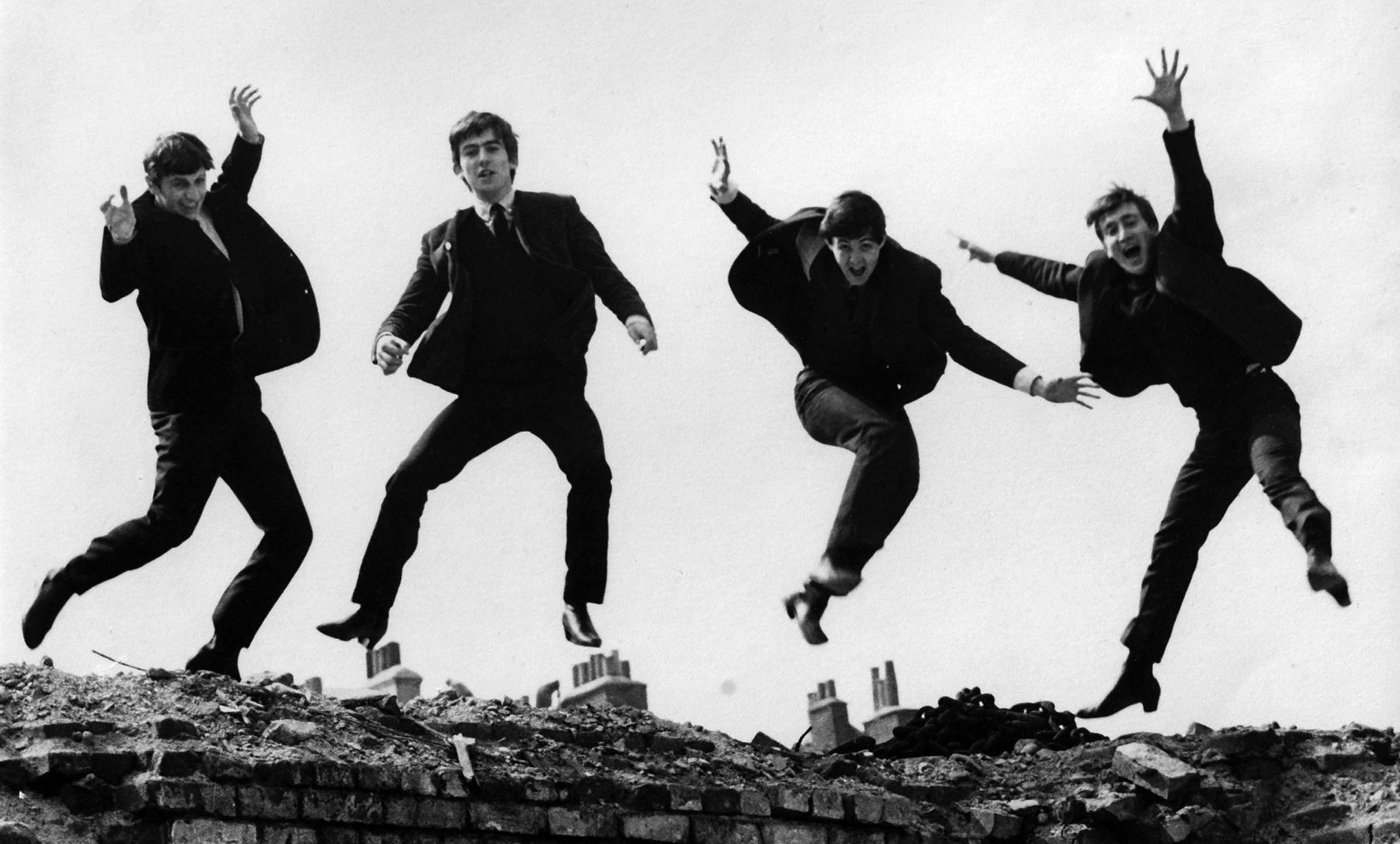 Όταν ο Μίκης Θεοδωράκης συνεργάστηκε με τους Beatles