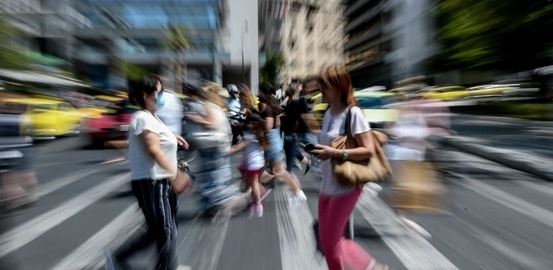 Γιατί μπορεί να φθάσουν τις 30.000 τα ημερήσια κρούσματα τον Ιούλιο