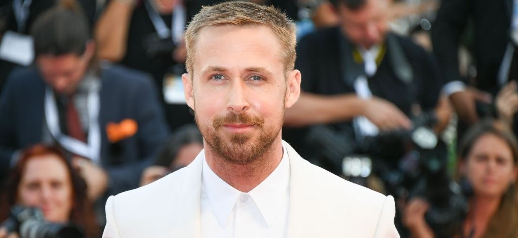 Ο Ryan Gosling δηλώνει ενοχλημένος στην τοποθεσία Oscars