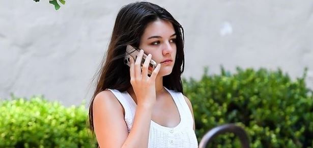 Το ντεμπούτο της Suri Cruise στο Χόλιγουντ