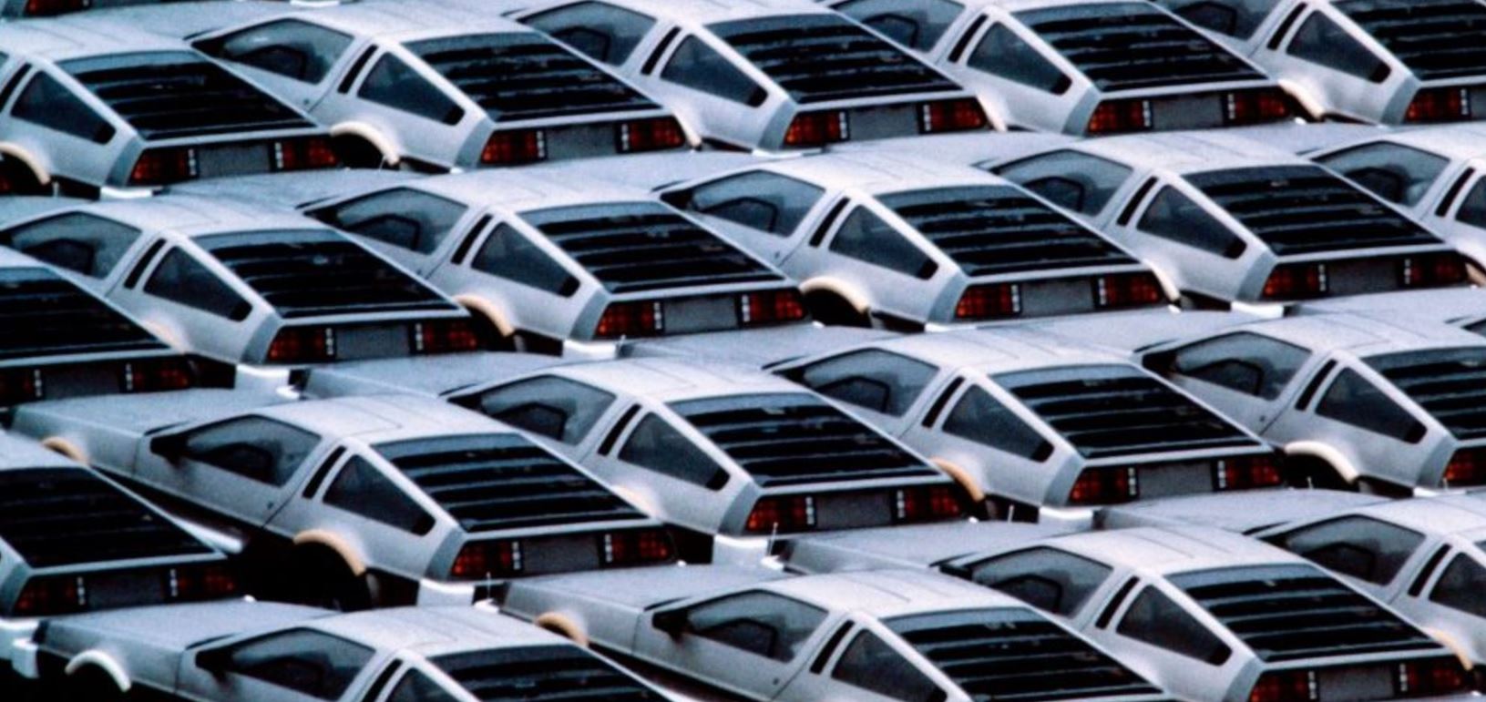 Η DeLorean επαναφέρει τη θρυλική DMC-12