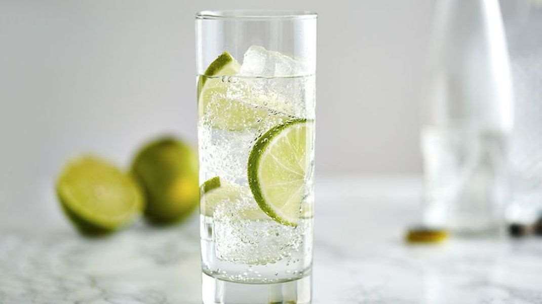 Η συνταγή για να φτιάξεις το απόλυτο gin tonic