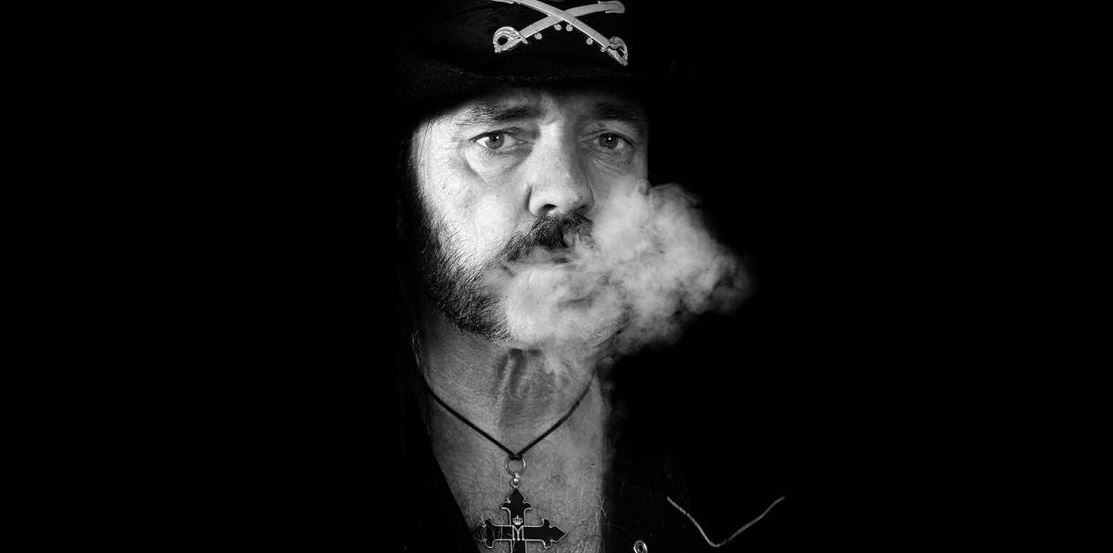 O Lemmy ήταν η ματωμένη καρδιά του ροκ