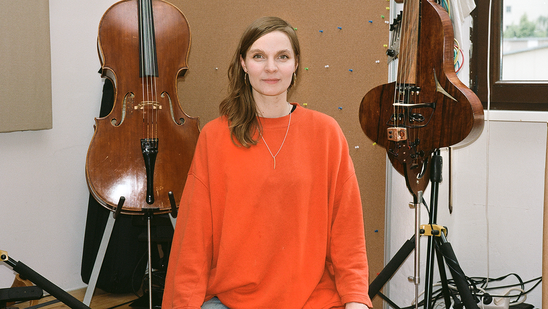 Η παράξενη μουσική ιδιοφυΐα της Hildur Gudnadottir