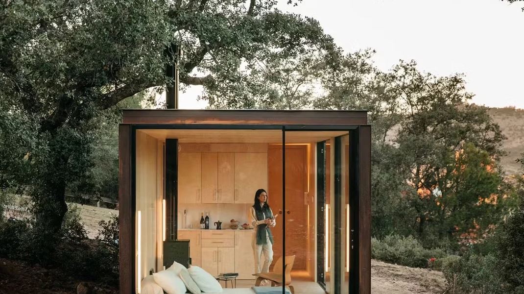Διαφανή σπίτια στη φύση, η τάση που βλέπουμε παντού στα σόσιαλ μίντια