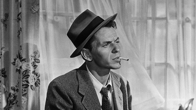 Ο Frank Sinatra είναι ακόμα κρυωμένος