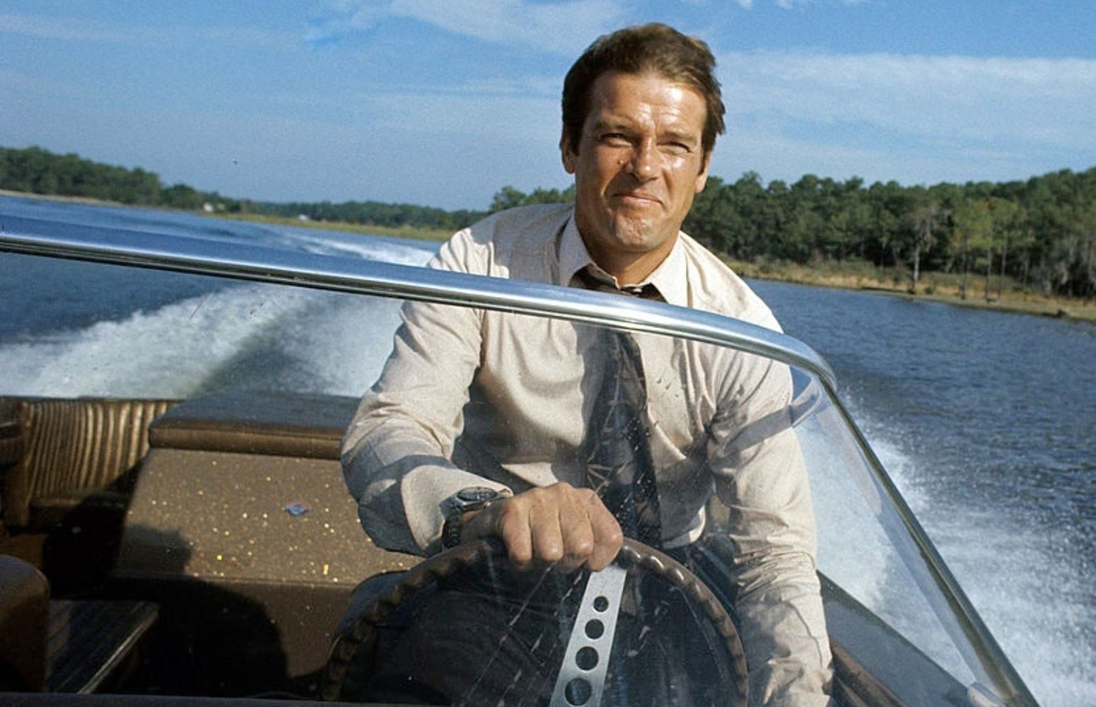 Κι αν το Live and Let Die δείχνει το δρόμο για τον επόμενο James Bond;