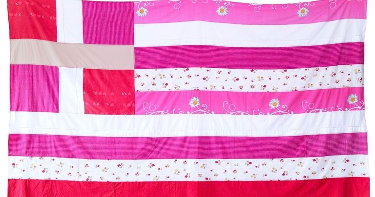 Ο Αρκάς πήρε θέση για τη σημαία με μία ροζ καλημέρα