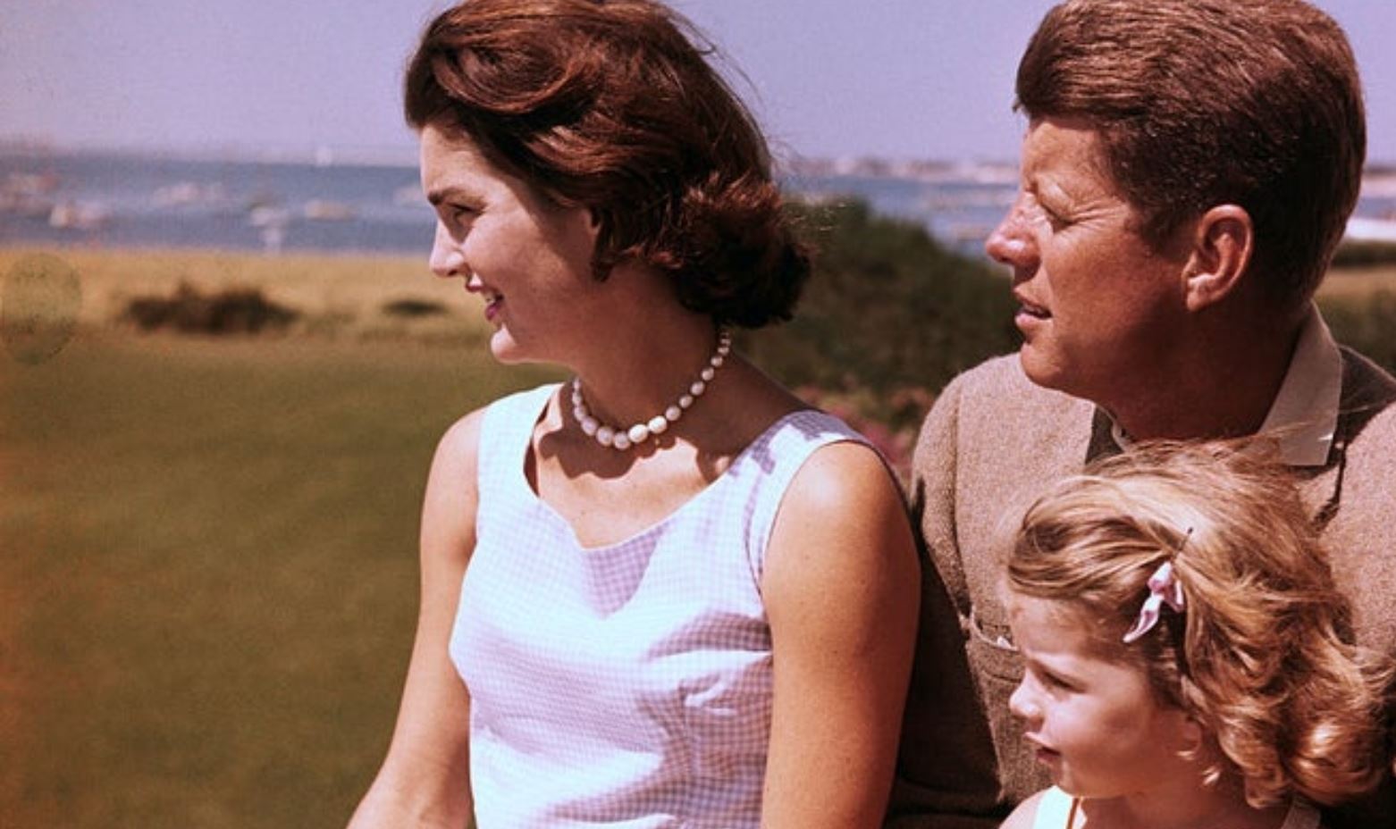 Σπάνιες φωτογραφίες από την πολυτάραχη ζωή των Kennedy