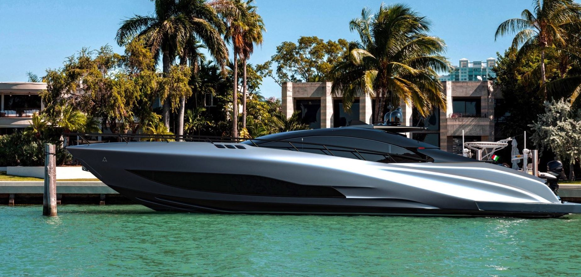 Officina Armare, δημιουργώντας μία Lamborghini για το νερό