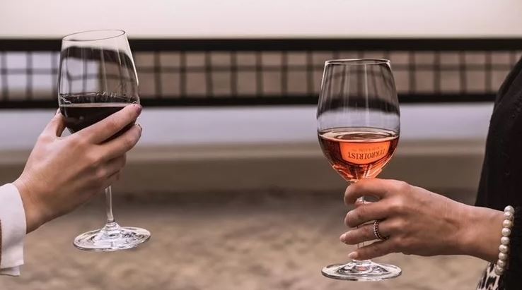 Η νέα σοδειά των αθηναϊκών wine bars