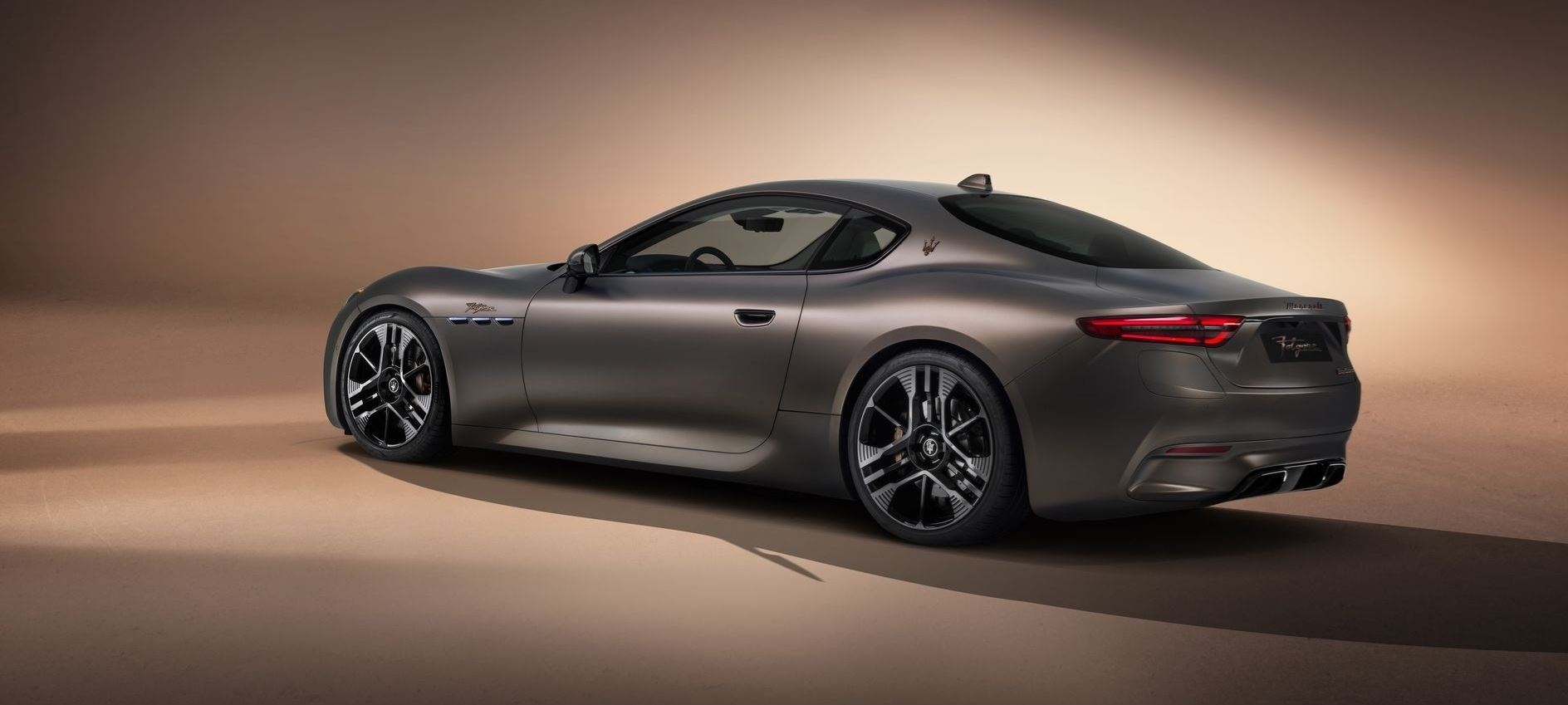 Η νέα Maserati GranTurismo μας πάει παντού