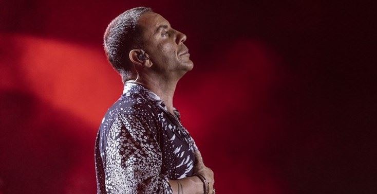 Ο Γιώργος Μαζωνάκης μπήκε στο μετρό και όλοι τα έχασαν