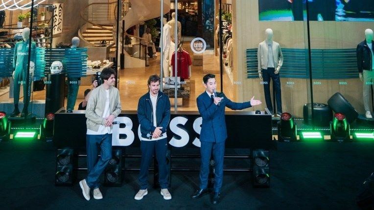 BOSS x Aston Martin | To λαμπερό λανσάρισμα της συλλογής στο Halo store στην Κίνα