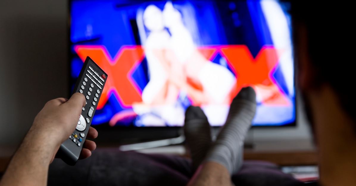 Πόσα χρήματα κερδίζουν οι ηθοποιοί ερωτικών ταινιών