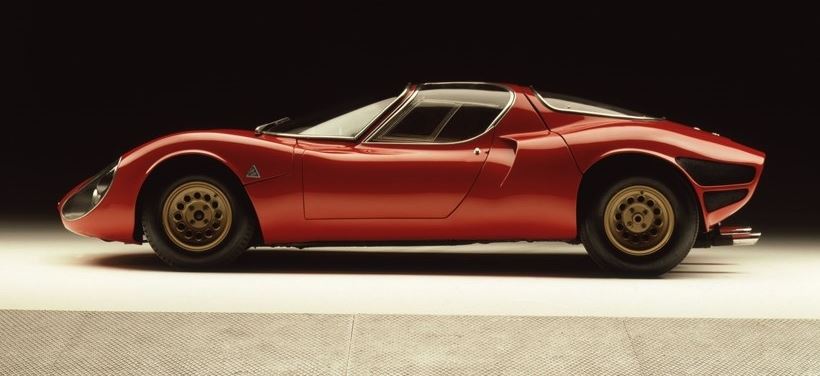 Δέος και μόνο για τη θεότητα της αυτοκίνησης, Alfa Romeo 33 Stradale