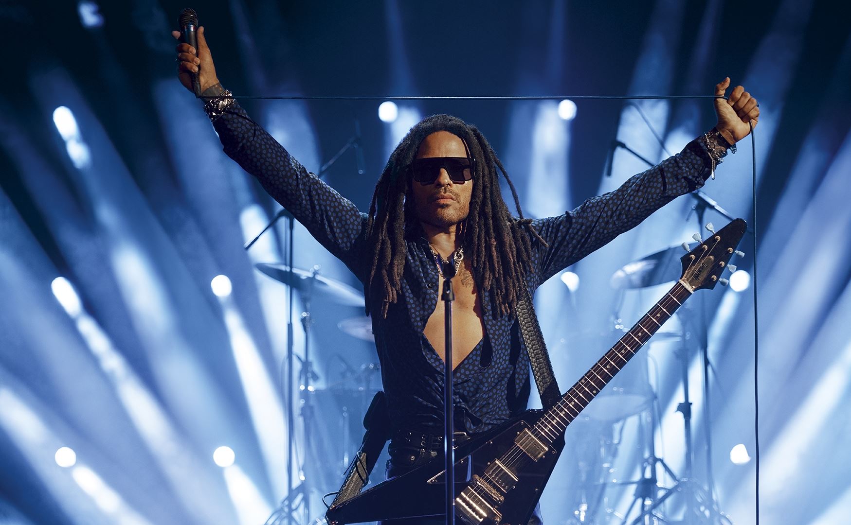 O Lenny Kravitz είναι πιο ελεύθερος από ποτέ