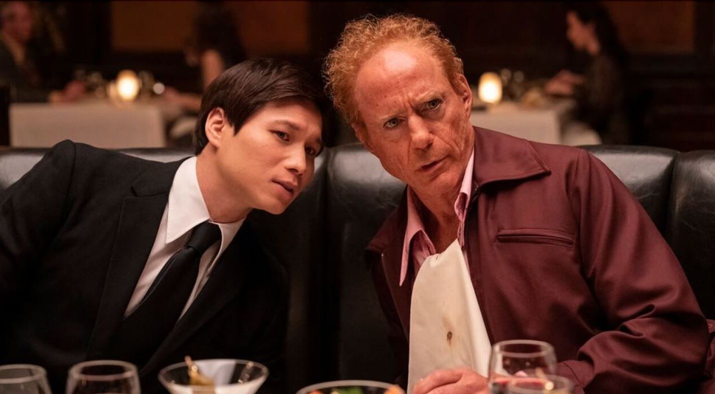 Ο Robert Downey Jr. είναι αγνώριστος στη μίνι σειρά The Sympathizer