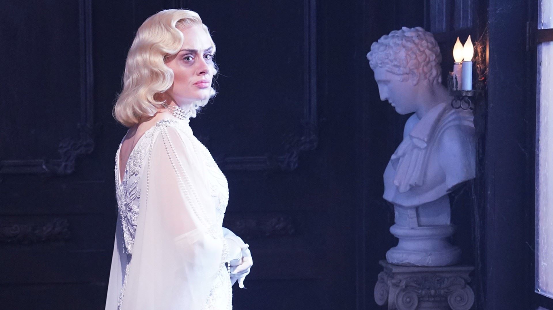 Η σαρωτική επιστροφή της Adele