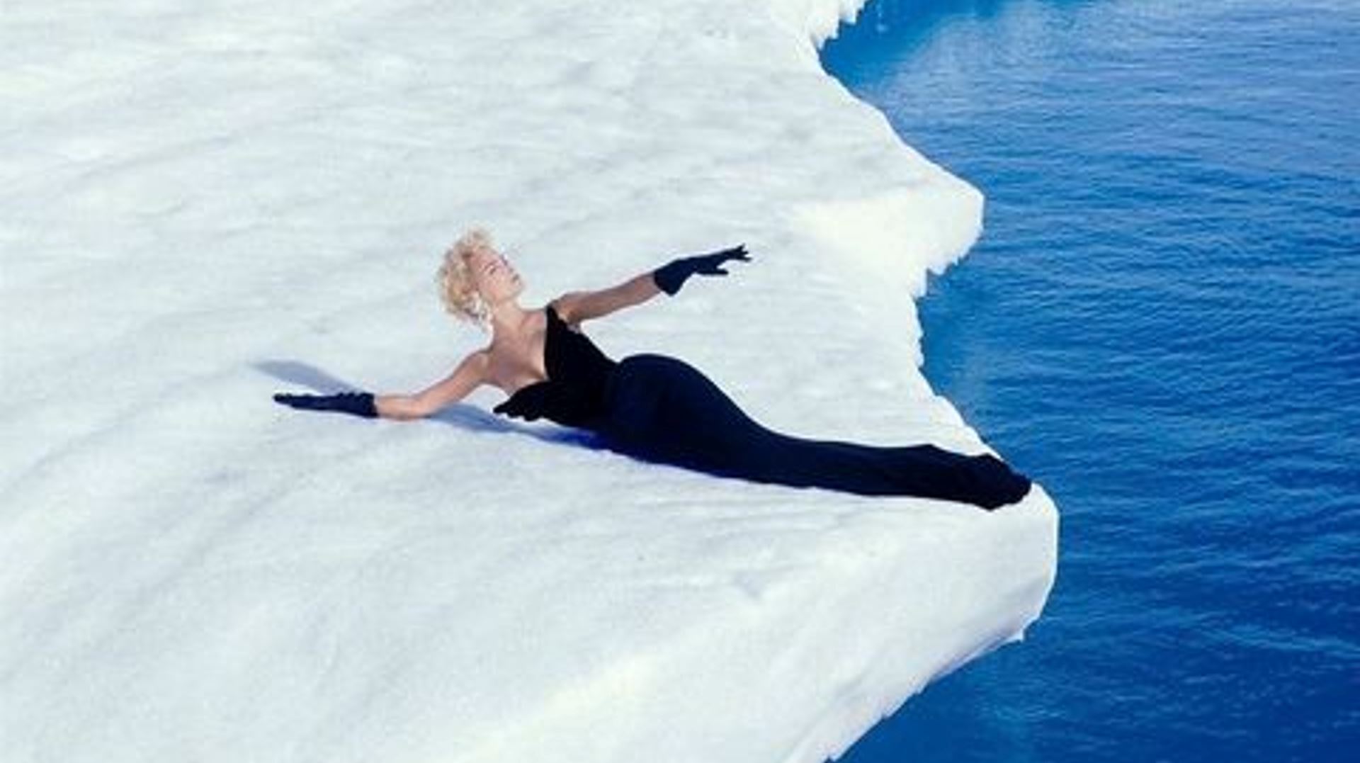 Όταν ο Thierry Mugler φωτογράφιζε super models στον πάγο