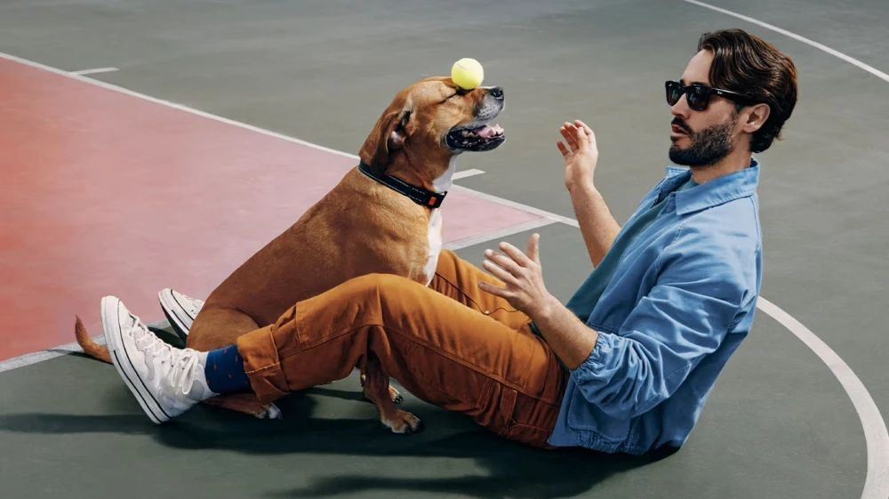 Βρήκαμε τα 'έξυπνα' γυαλιά που φτιάχτηκαν για τους λάτρεις της Ferrari και της Meta