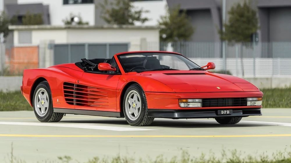 Πωλείται σπάνια Ferrari Testarossa Spider, για αληθινό Outrun