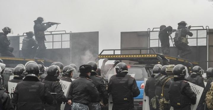 Τι πραγματικά συμβαίνει στο Καζακστάν