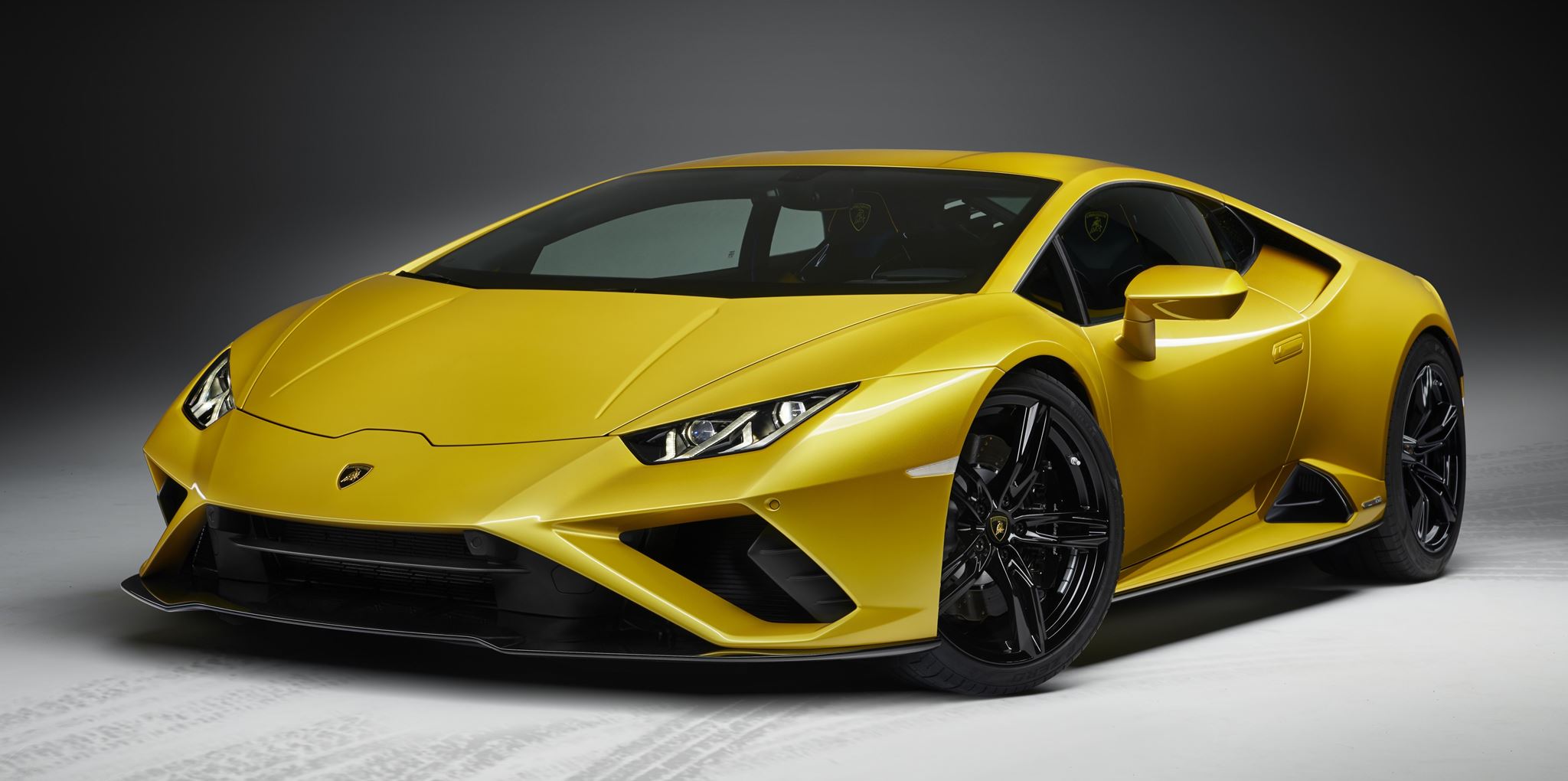 H Lamborghini σταματά τις εκθέσεις αυτοκινήτου