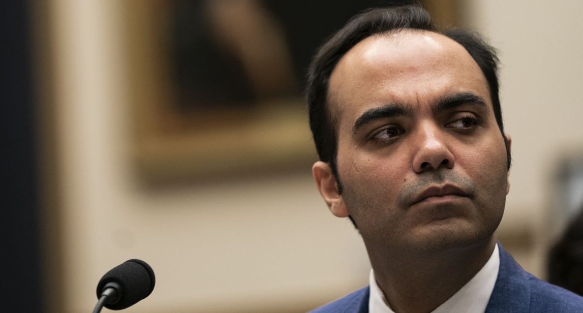 Rohit Chopra, ένας από τους κρυφούς άσους του Joe Biden