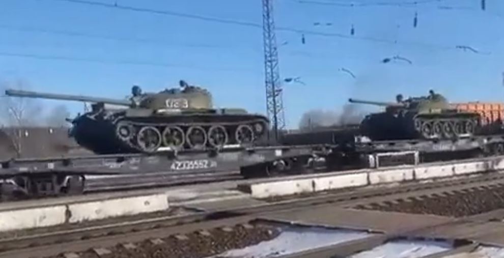Οι Ρώσοι επιστρατεύουν τα σοβιετικά άρματα T-55