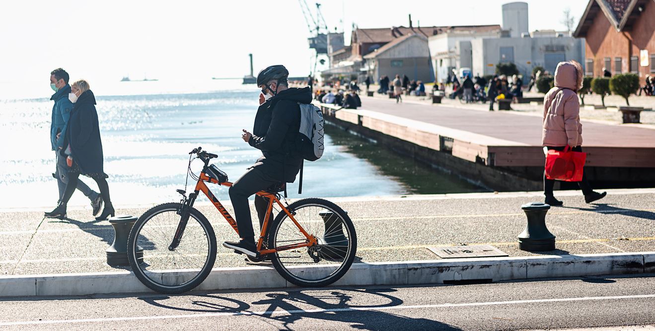 Τα μέτρα που θα συνεχιστούν και μετά την άρση του lockdown