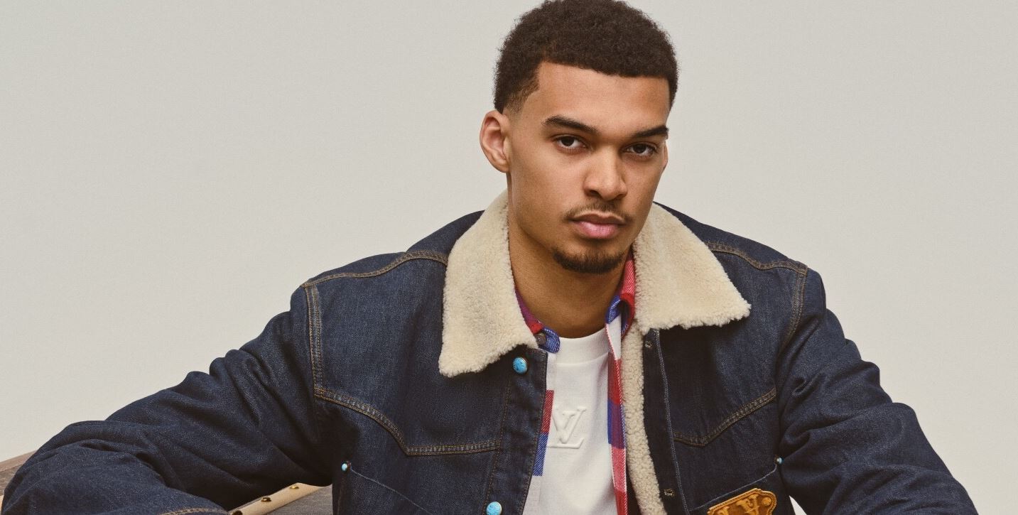 Ο Victor Wembanyama πλέον φοράει μόνο Lοuis Vuitton