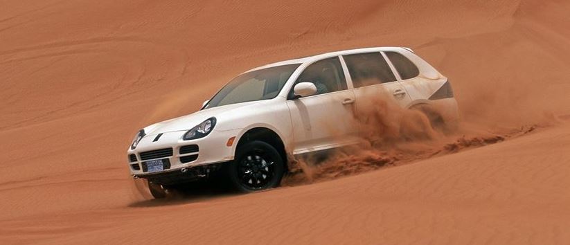 Πώς η Porsche πριν 27 χρόνια αποφάσισε να πουλάει SUV