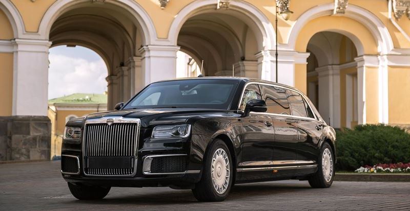 Cadillac του Joe Biden εναντίον Senat του Vladimir Putin