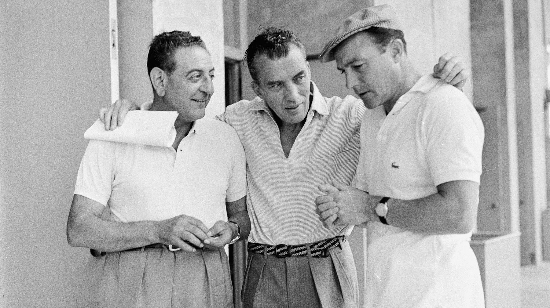 Πώς θα φορέσεις σωστά το λευκό polo