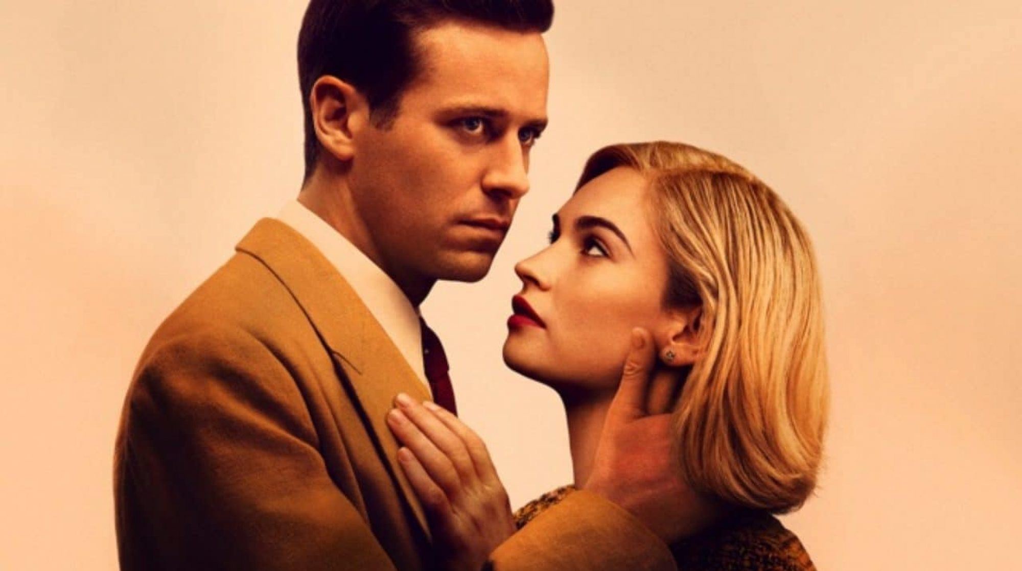 O Alfred Hitchcock στοιχειώνει τη Rebecca του Netflix