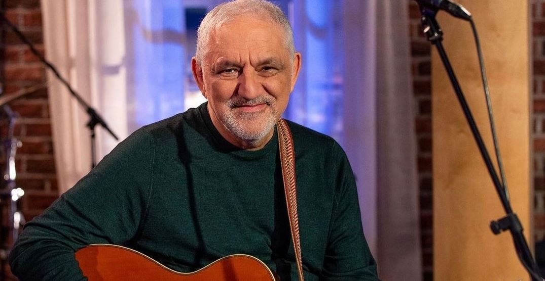 Ο Νίκος Πορτοκάλογλου είναι ίδιος ο πατέρας του