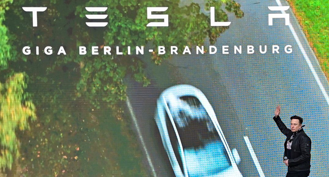 Ένα μεγάλο ερώτημα για την Tesla