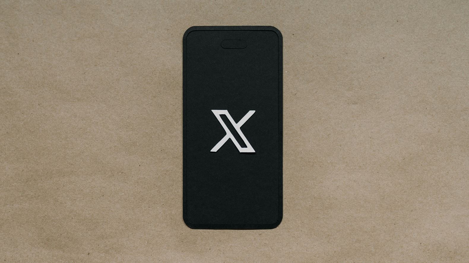 Γιατί να μην διαγράψεις τον λογαριασμό σου στο Χ (Twitter)