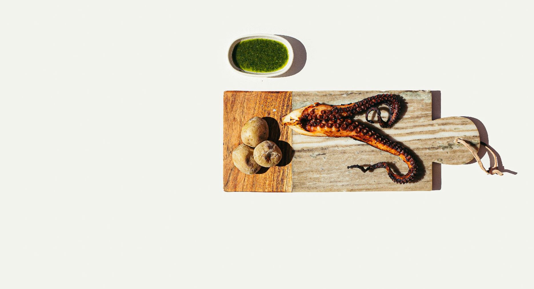 Το τηνιακό Thama του Δημήτρη Κατριβέση