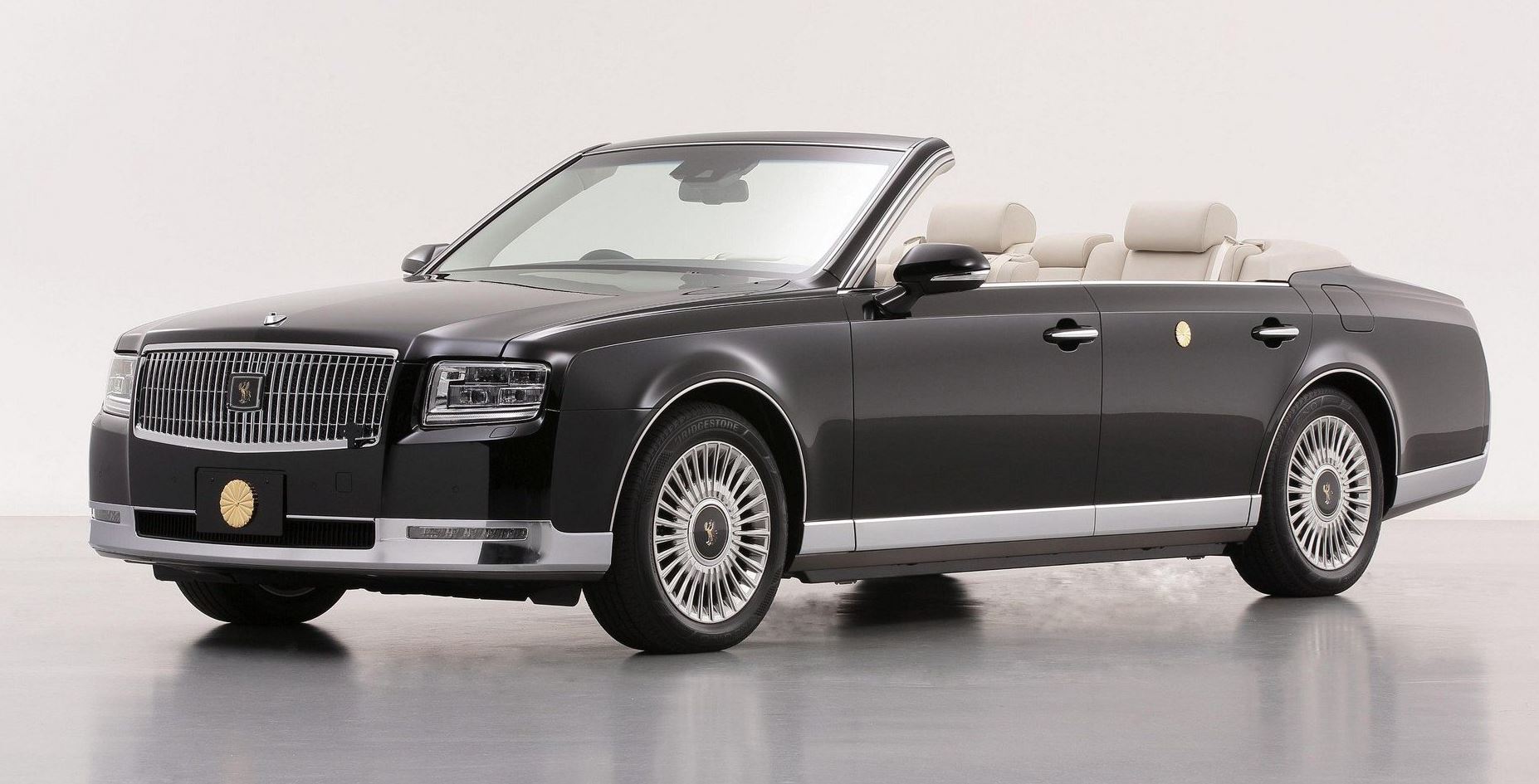 Το Toyota Century του Αυτοκράτορα της Ιαπωνίας είναι κυριολεκτικά μοναδικό